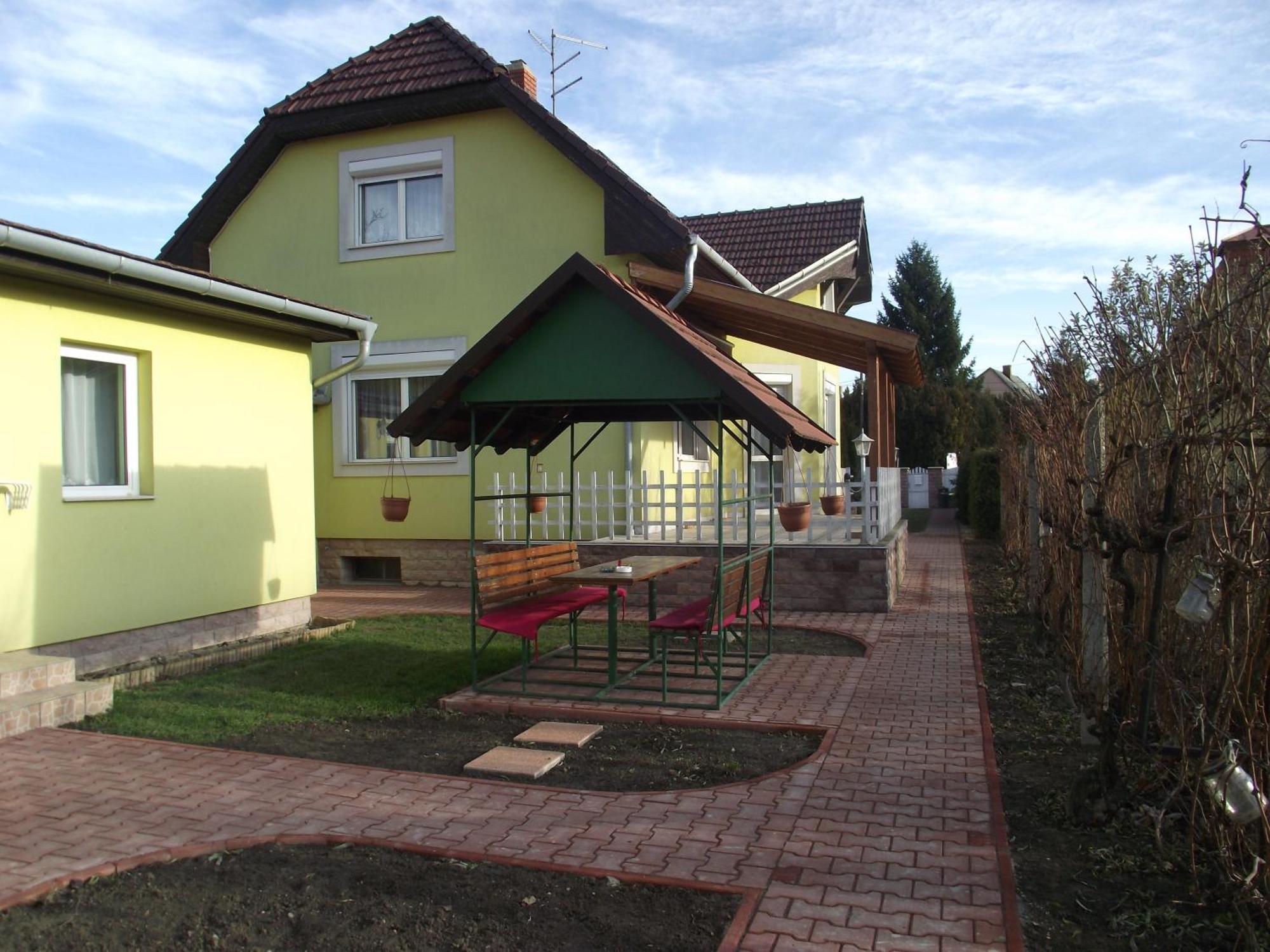 Apartman Kaszas Garden Mosonmagyarovar Luaran gambar
