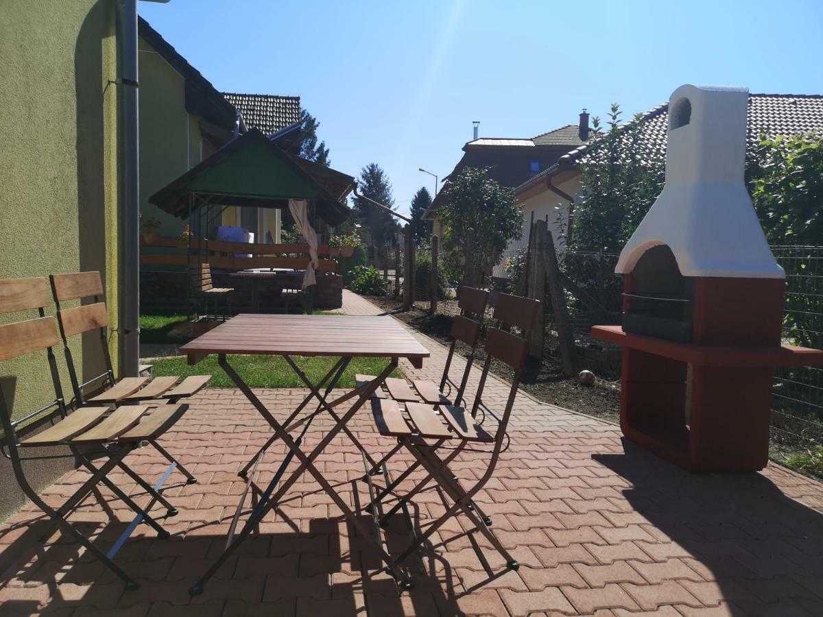 Apartman Kaszas Garden Mosonmagyarovar Luaran gambar