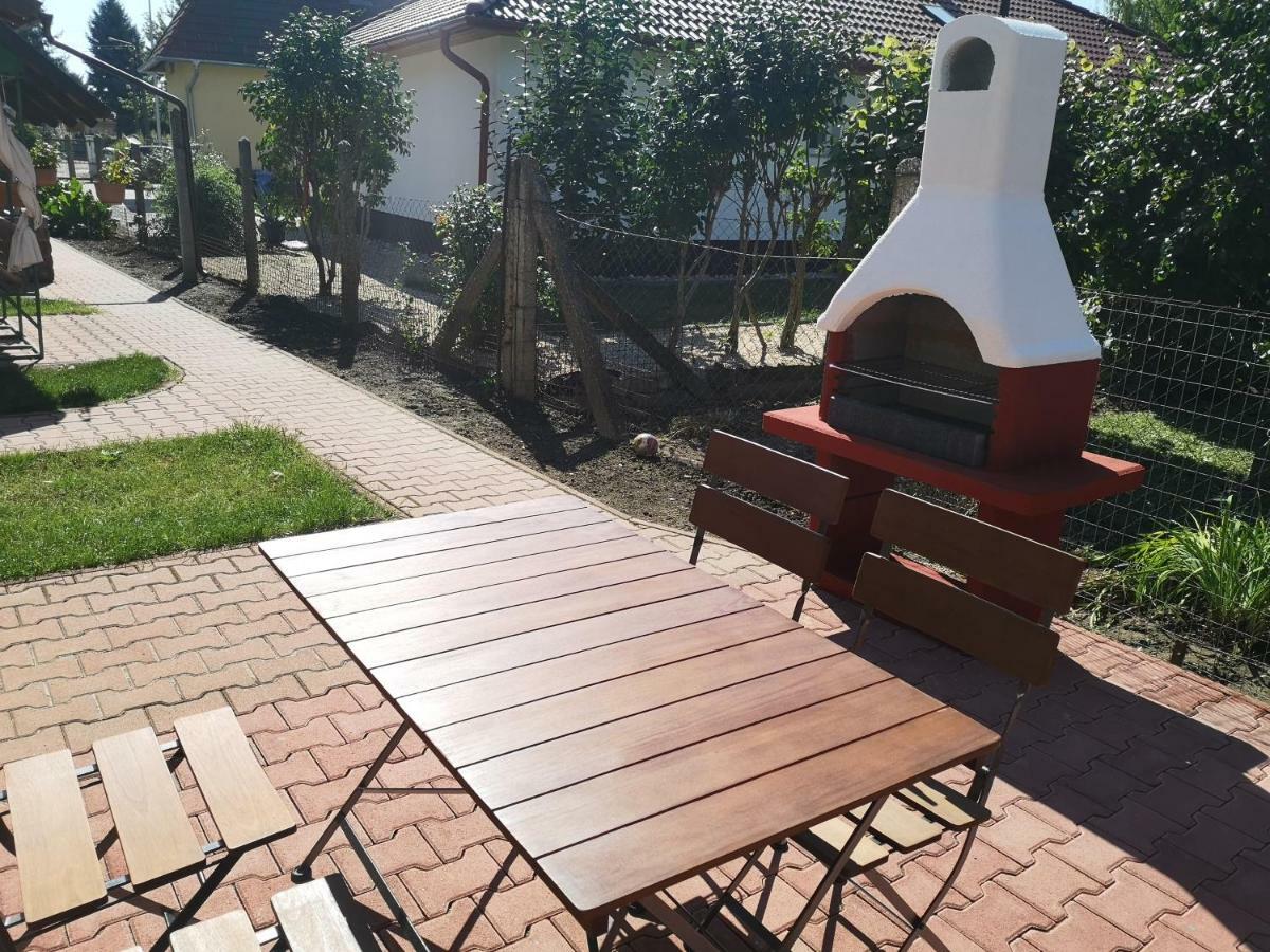 Apartman Kaszas Garden Mosonmagyarovar Luaran gambar