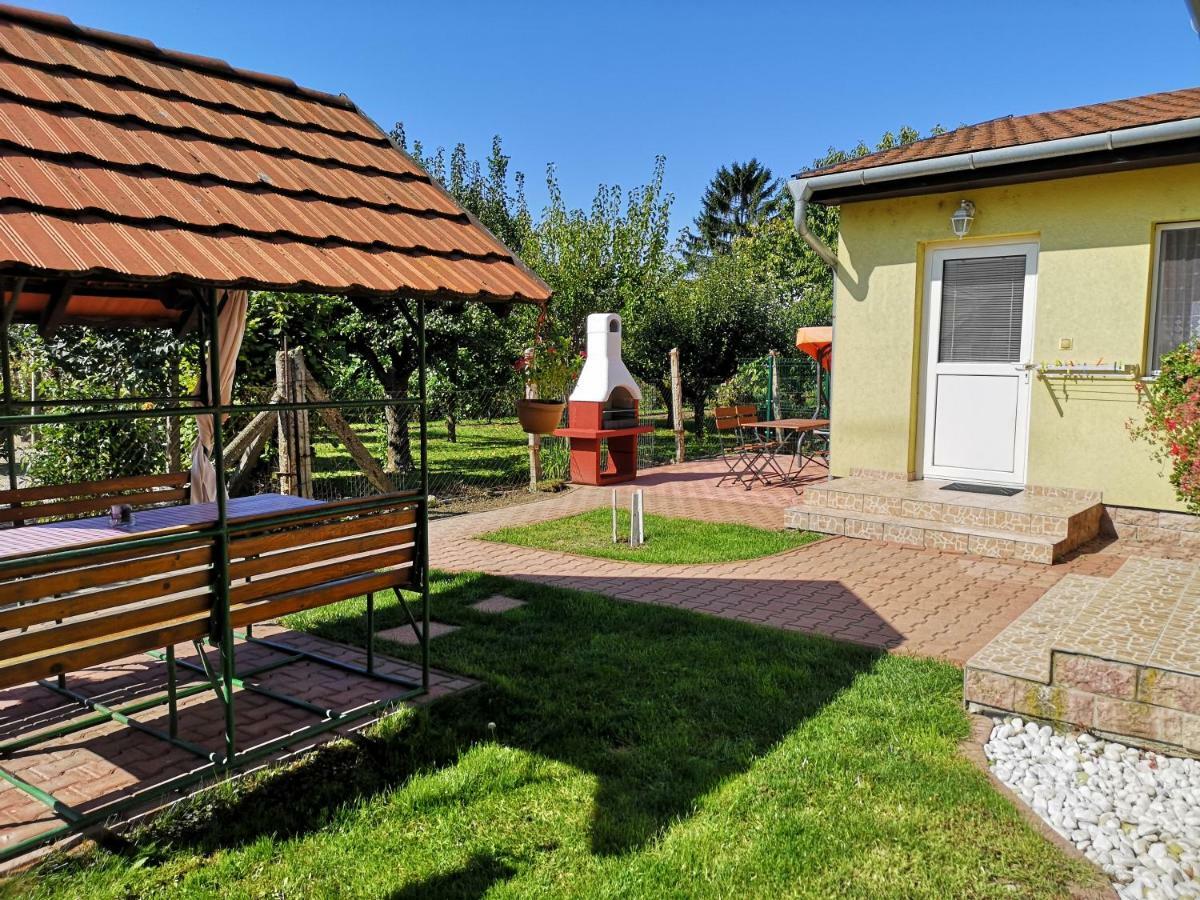 Apartman Kaszas Garden Mosonmagyarovar Luaran gambar