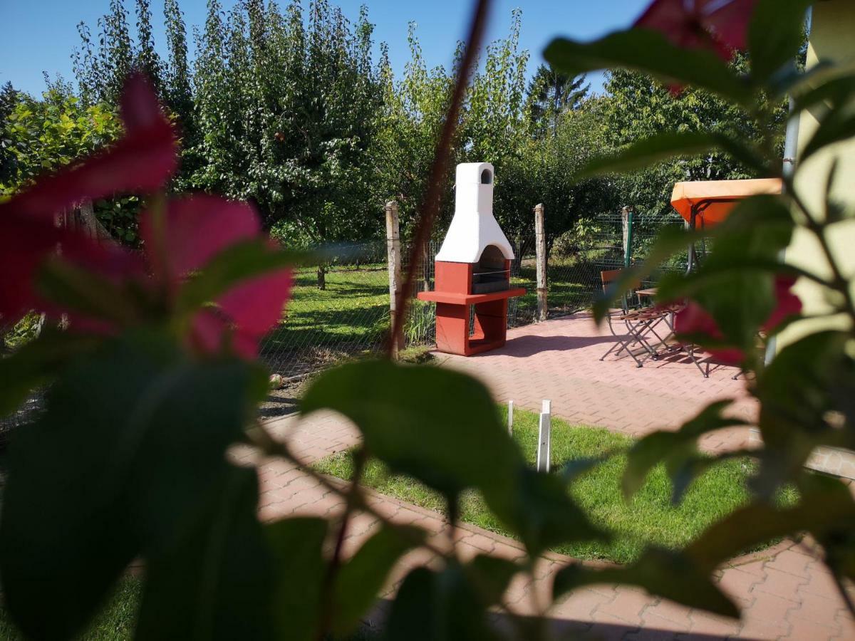 Apartman Kaszas Garden Mosonmagyarovar Luaran gambar